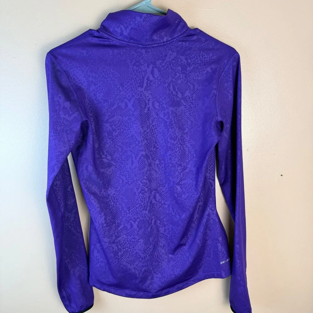Nike Pro Dri-FIT Womens Purple Snakeskin Quarter Zip Pullover Thumbholes‎ Medium